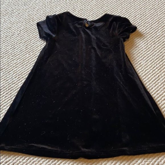 Girls Velvet dress , size S/4 - Picture 3 of 3